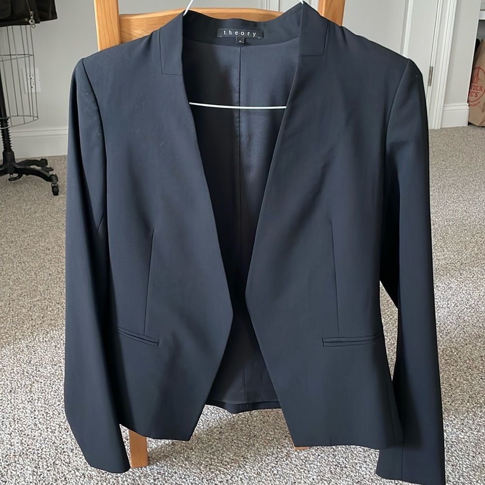 Theory Cropped Blazer